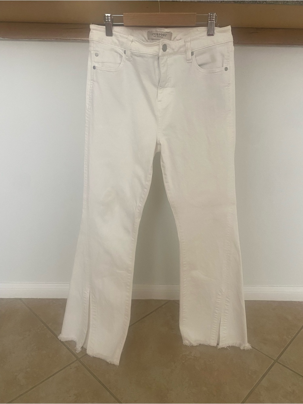 Liverpool Hannah Hi-Rise Flare Cream